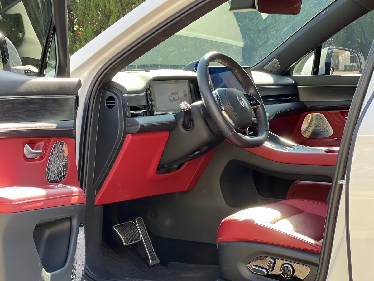 2025 AITO AITO M5 1.5T 152HP L4 REEV 42KWH,autocango,china used car exporter,china ev exporter,chinese used car exporter,chinese used ev exporter