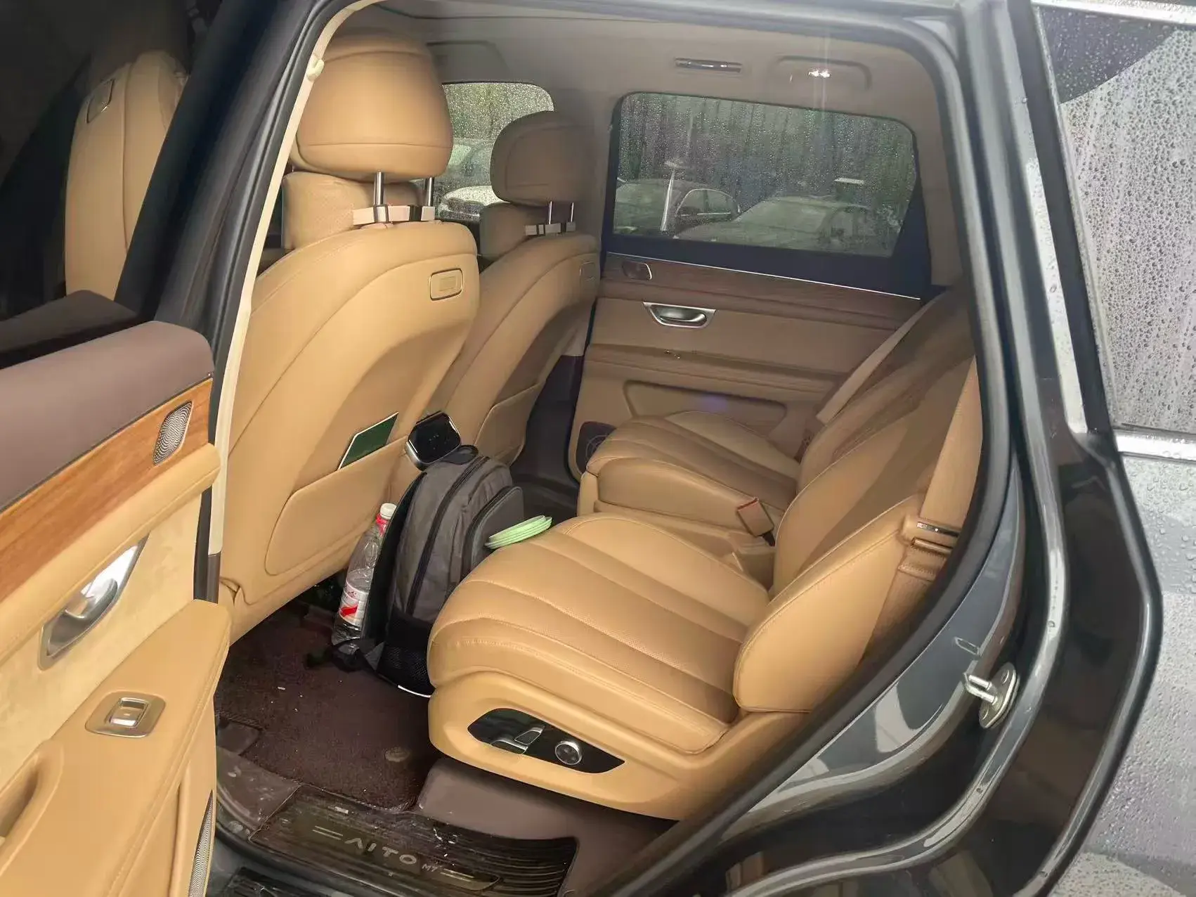 2024 AITO AITO thumbnail 4