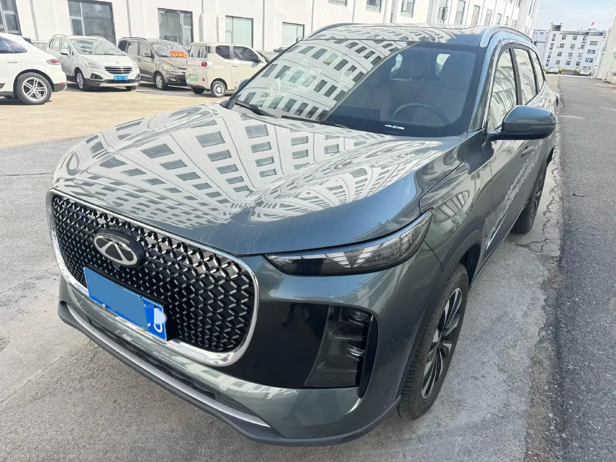 2025 Chery Tiggo 8 Plus 1.6T 197HP L4 7DCT