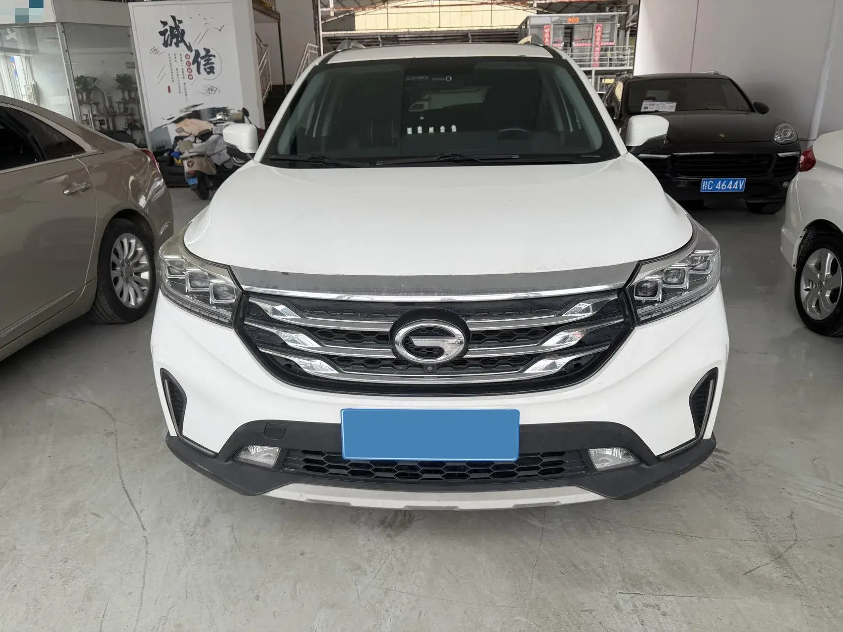 2018 GAC TRUMPCHI thumbnail 2