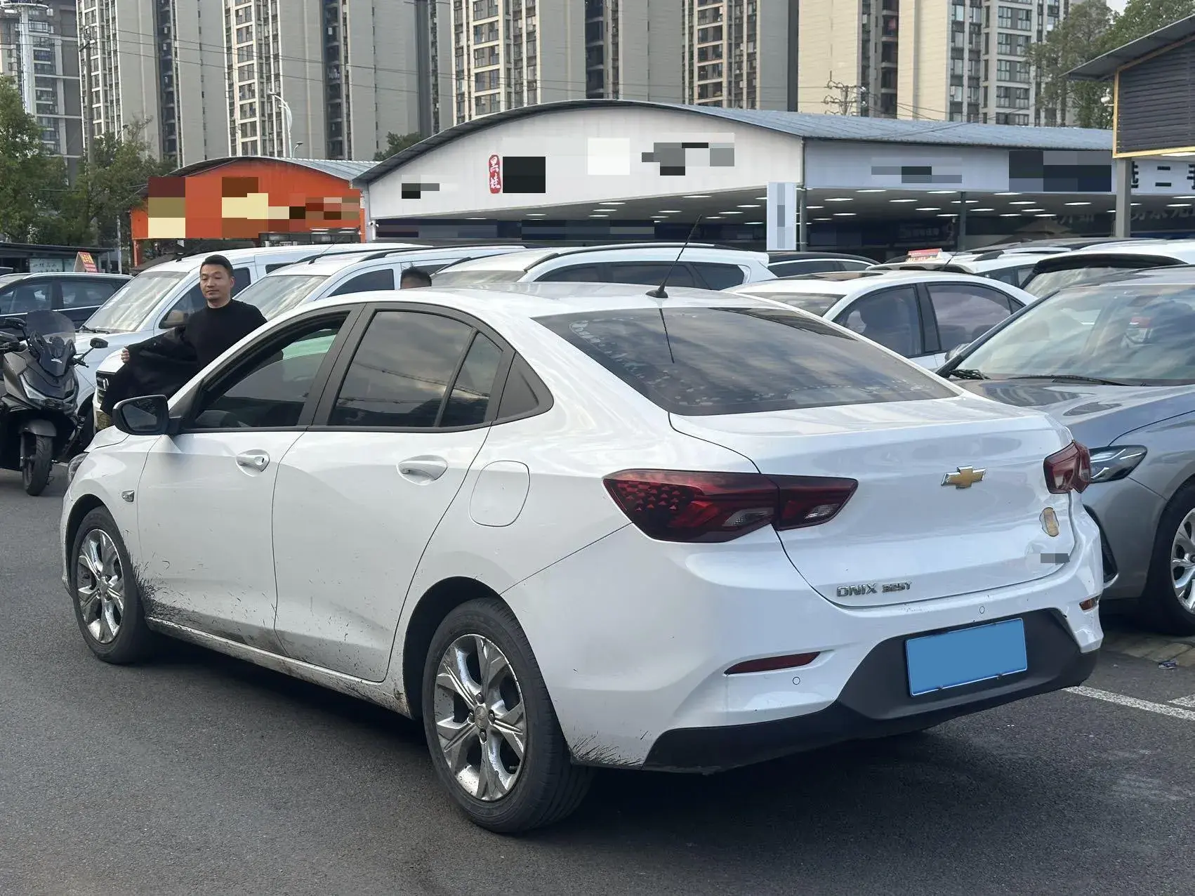 2021 CHEVROLET CAVALIER thumbnail 3