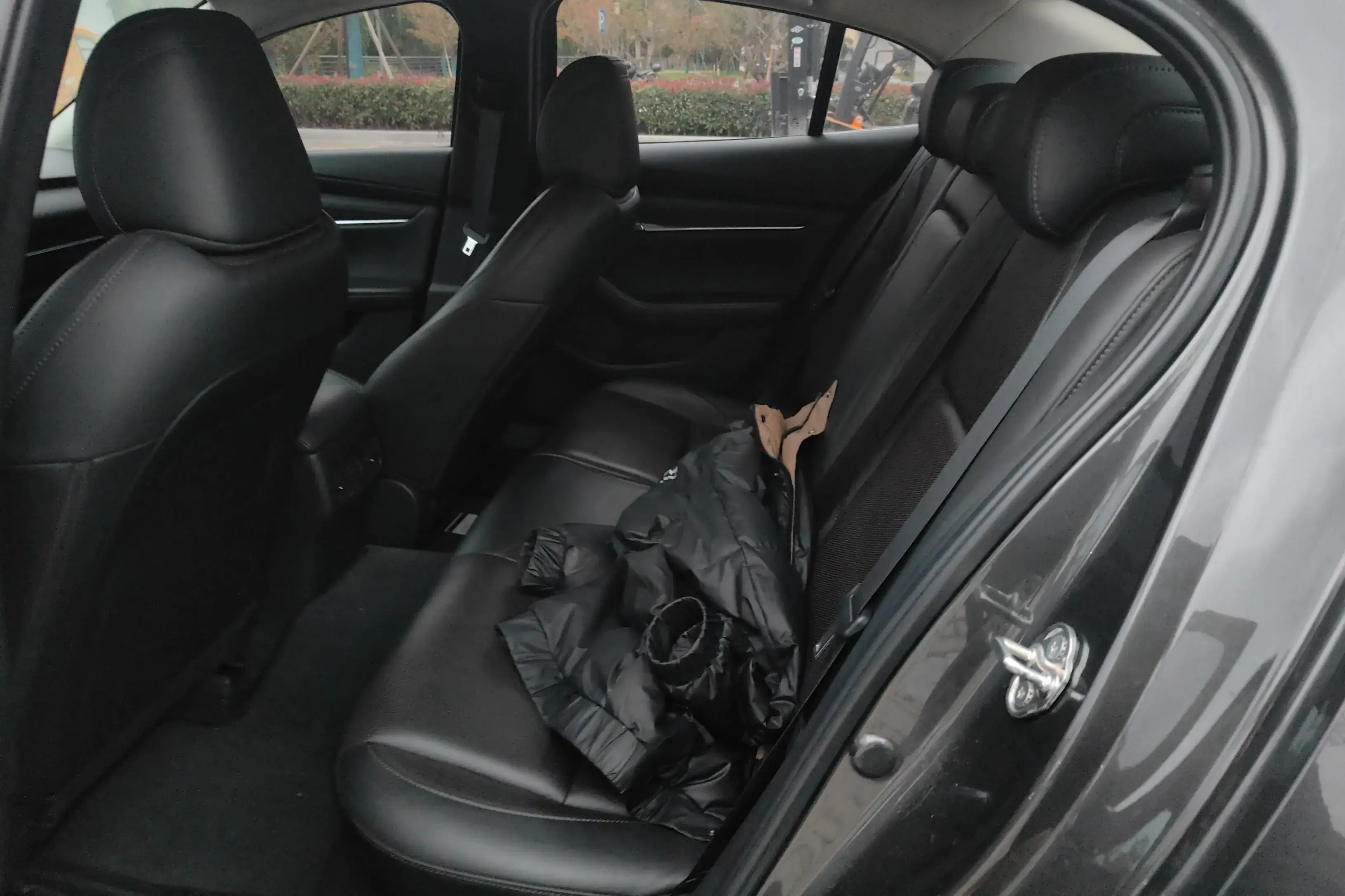 2023 MAZDA 3 thumbnail 4