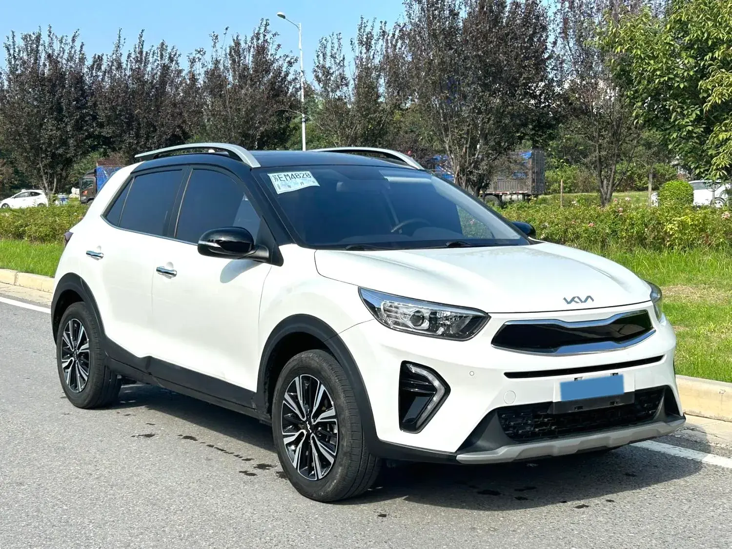 2021 KIA KX1 thumbnail 4