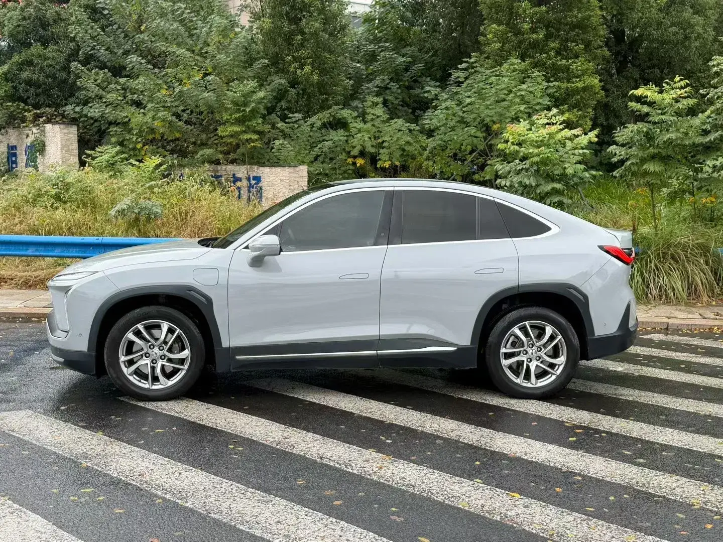 2020 NIO EC6 thumbnail 3