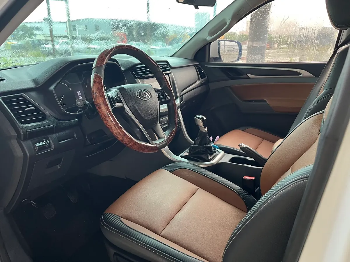 2019 MAXUS T70 2.0T 163HP L4 6MT,autocango,china used car exporter,china ev exporter,chinese used car exporter,chinese used ev exporter