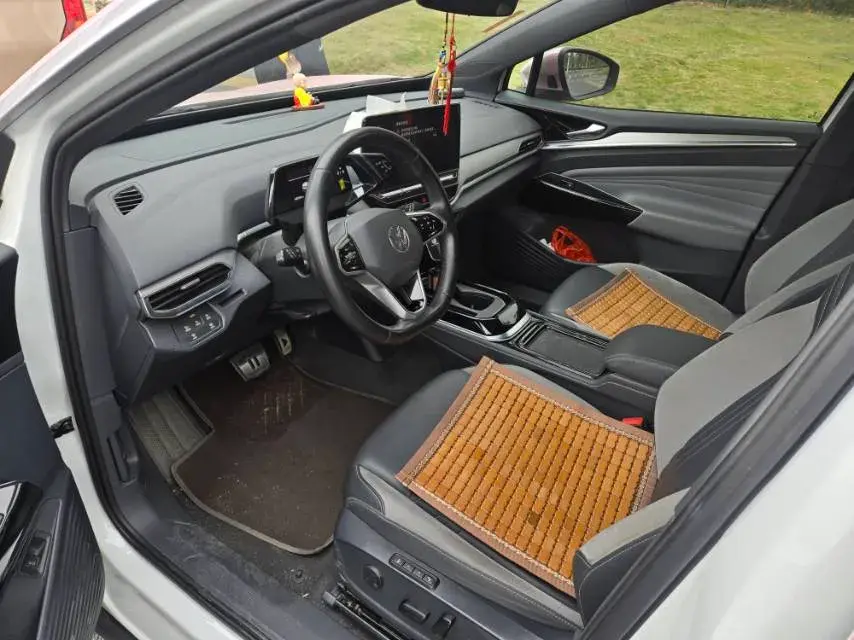 2022 VOLKSWAGEN ID.4 thumbnail 2