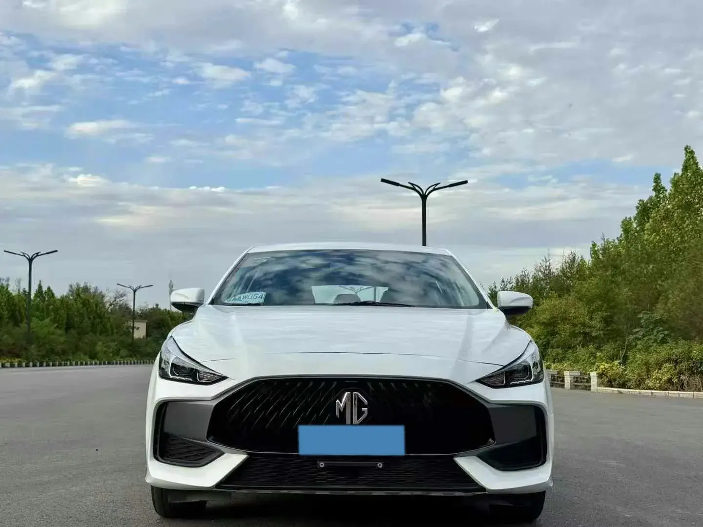 2023 MG 5 thumbnail 2