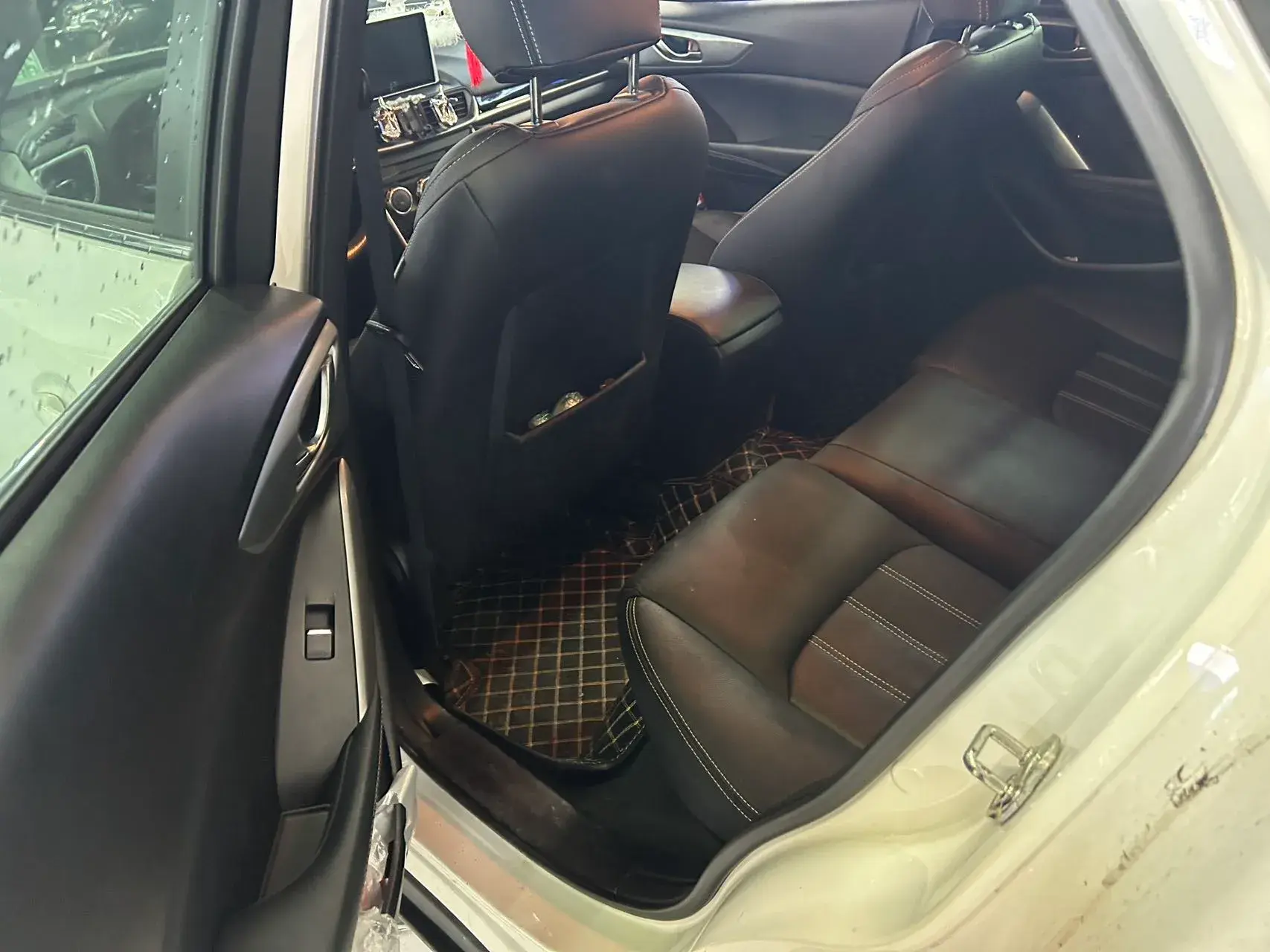 2018 MAZDA CX-4 thumbnail 4