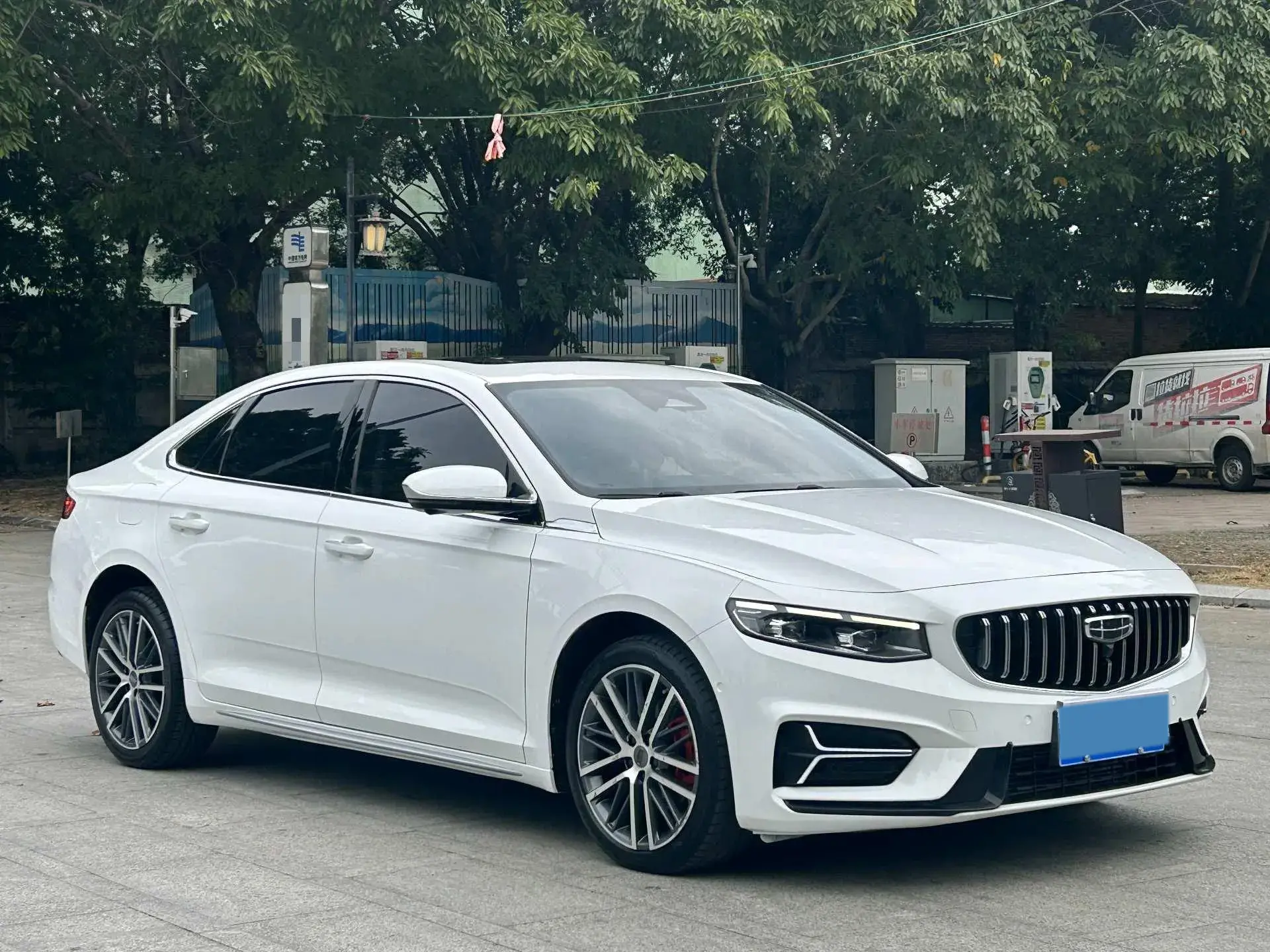 2023 GEELY PREFACE thumbnail 3