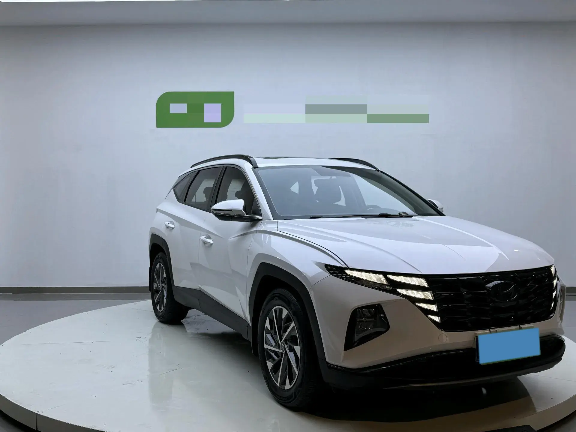 2023 HYUNDAI TUCSON thumbnail 3