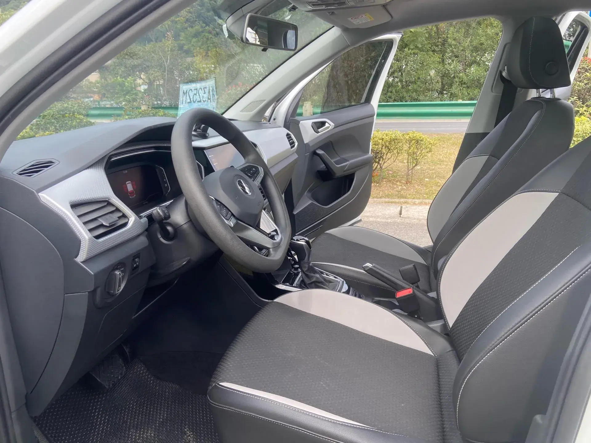 2021 VOLKSWAGEN TACQUA thumbnail 4