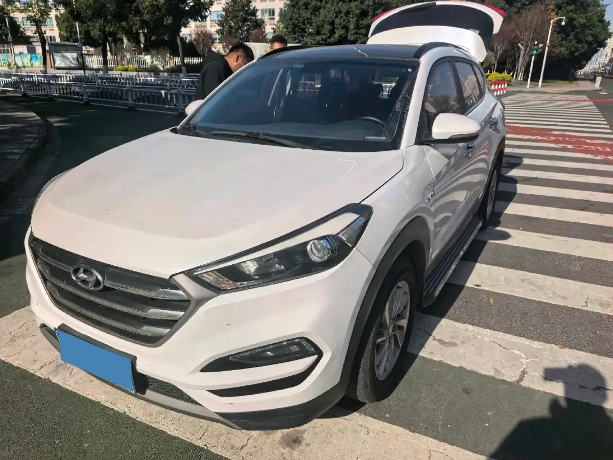 2015 Hyundai Tucson 1.6T 177HP L4 7DCT