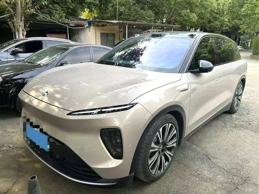 2024 NIO ES8 BEV 75KWH
