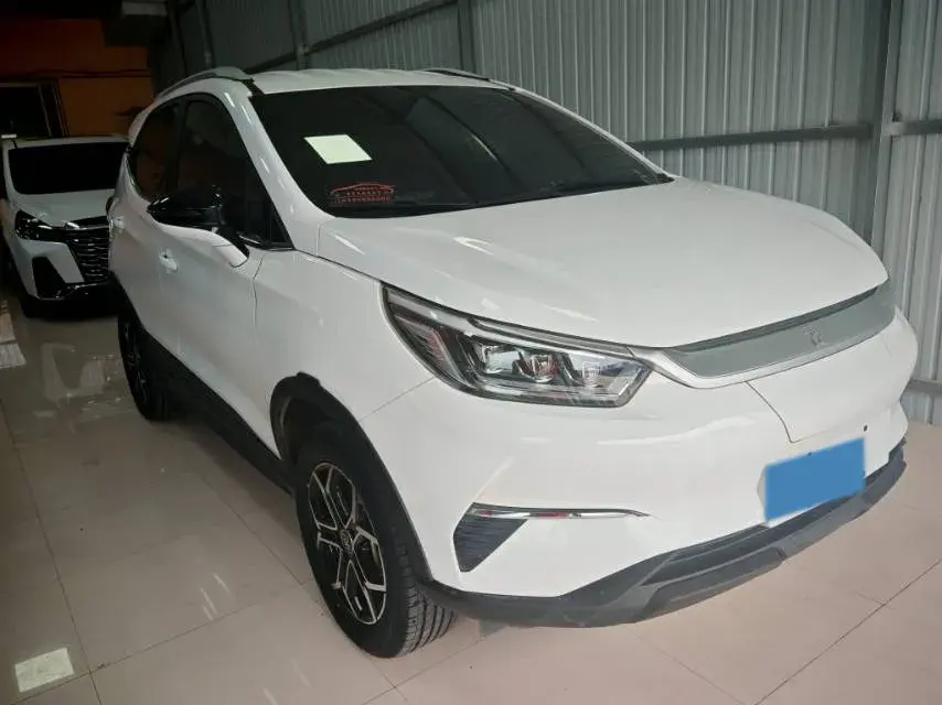 2021 BYD YUAN thumbnail 2