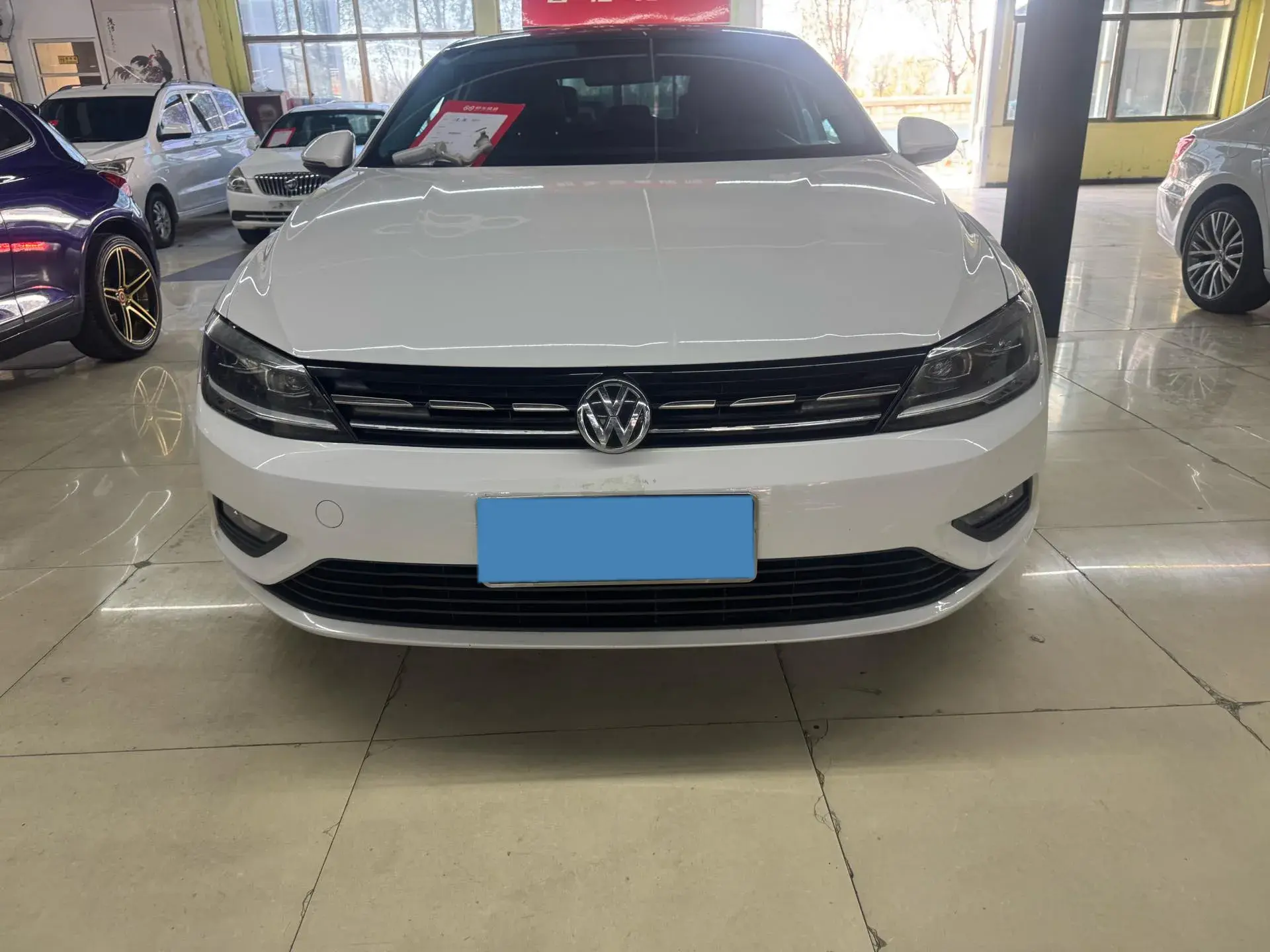 2017 VOLKSWAGEN LAMANDO thumbnail 2