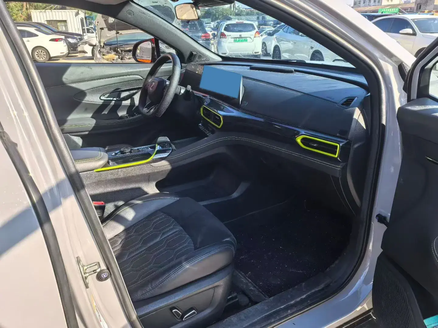 2022 CHANGAN UNI-T thumbnail 4