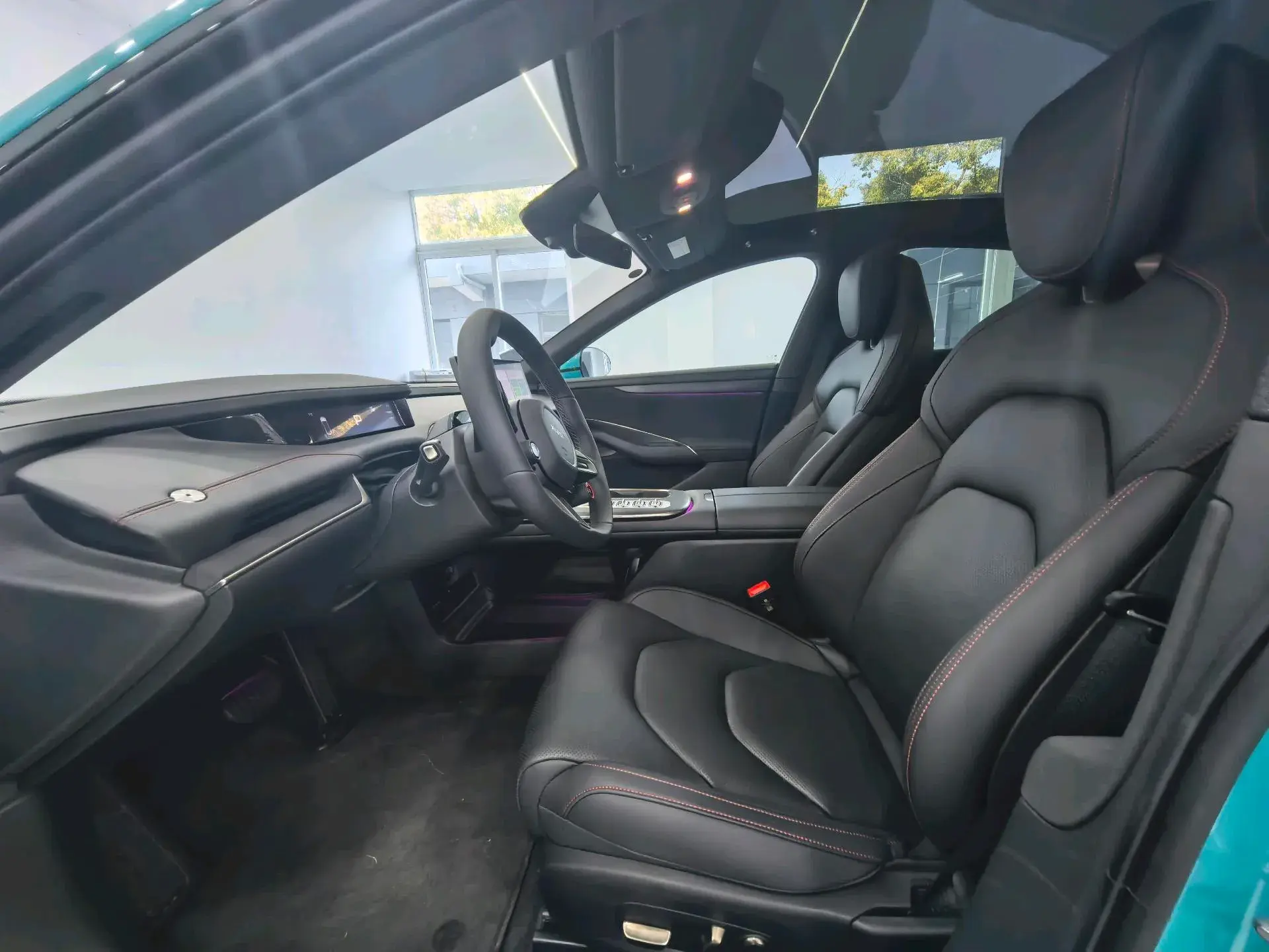 2024 MI SU7 thumbnail 4