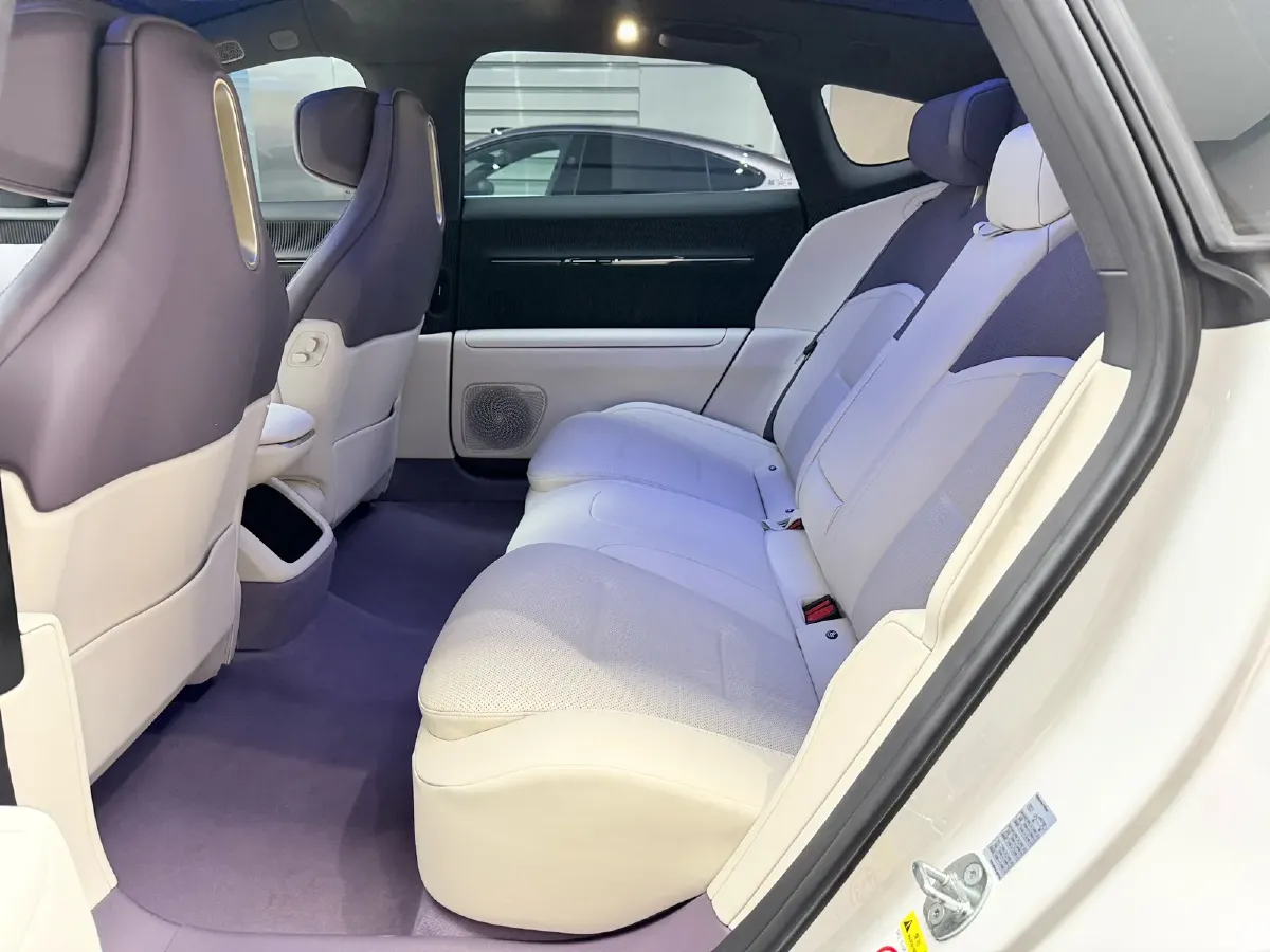 2025 Avatr 12 1.5T 156HP L4 REEV 39.05KWH,autocango,china used car exporter,china ev exporter,chinese used car exporter,chinese used ev exporter