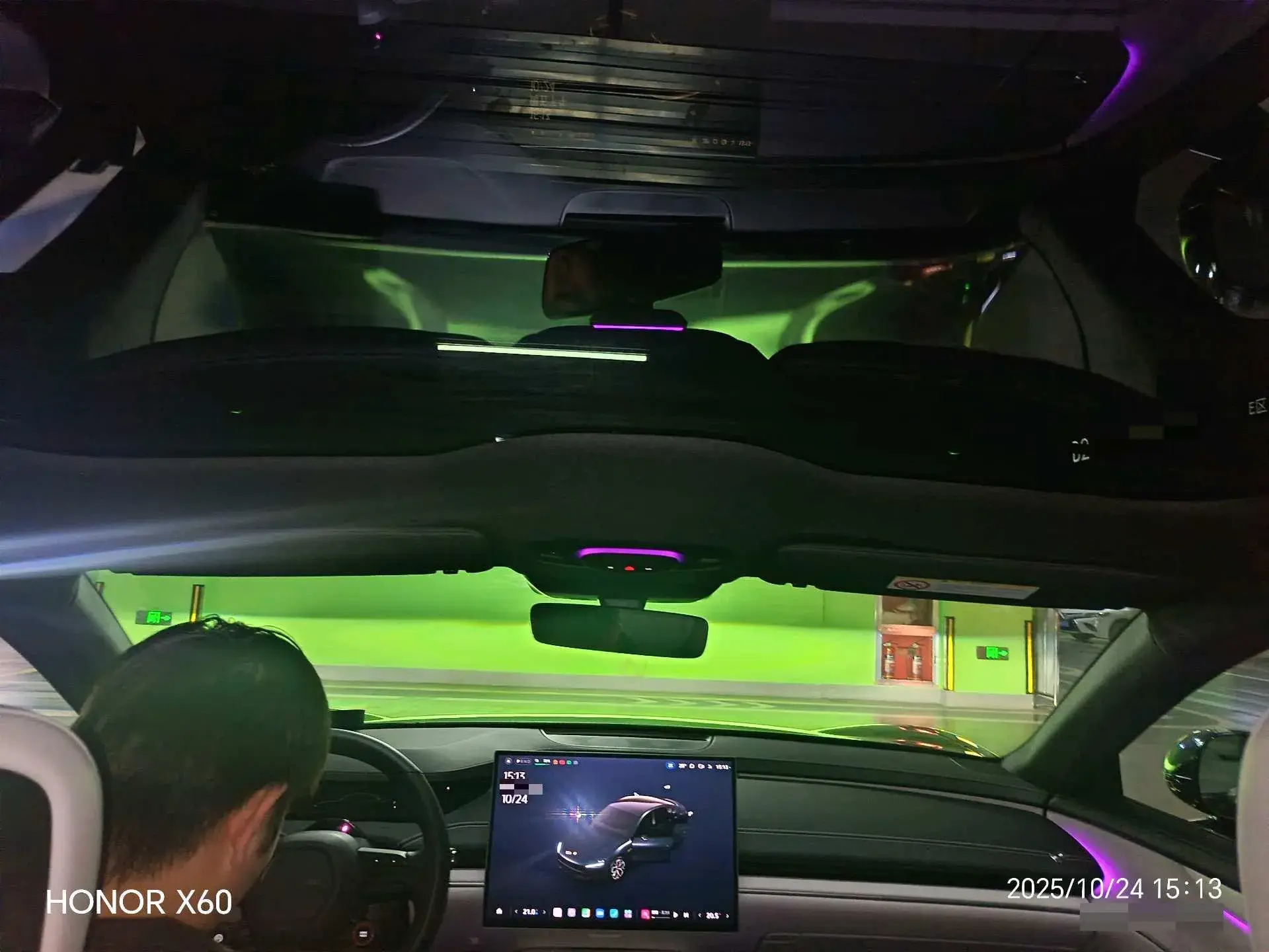 2024 MI SU7 thumbnail 3