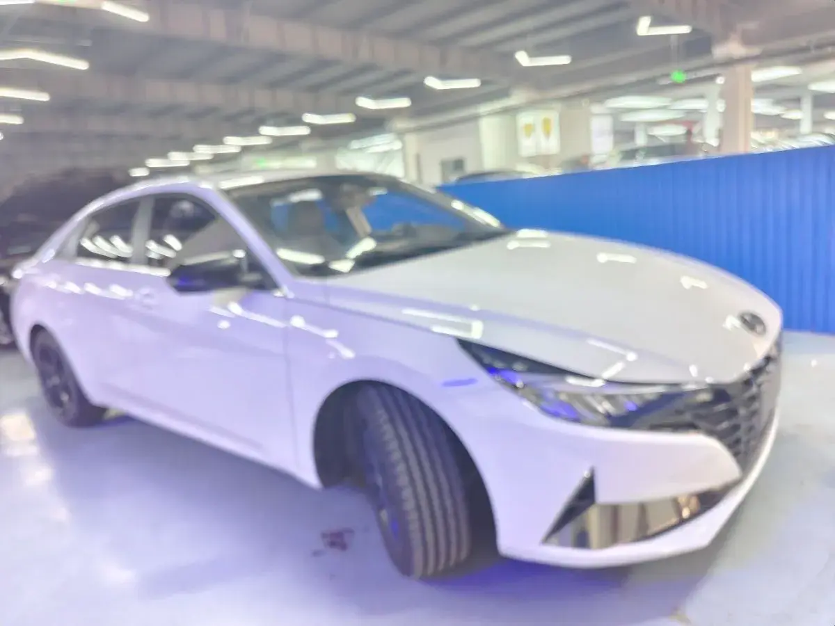 2021 HYUNDAI ELANTRA thumbnail 3