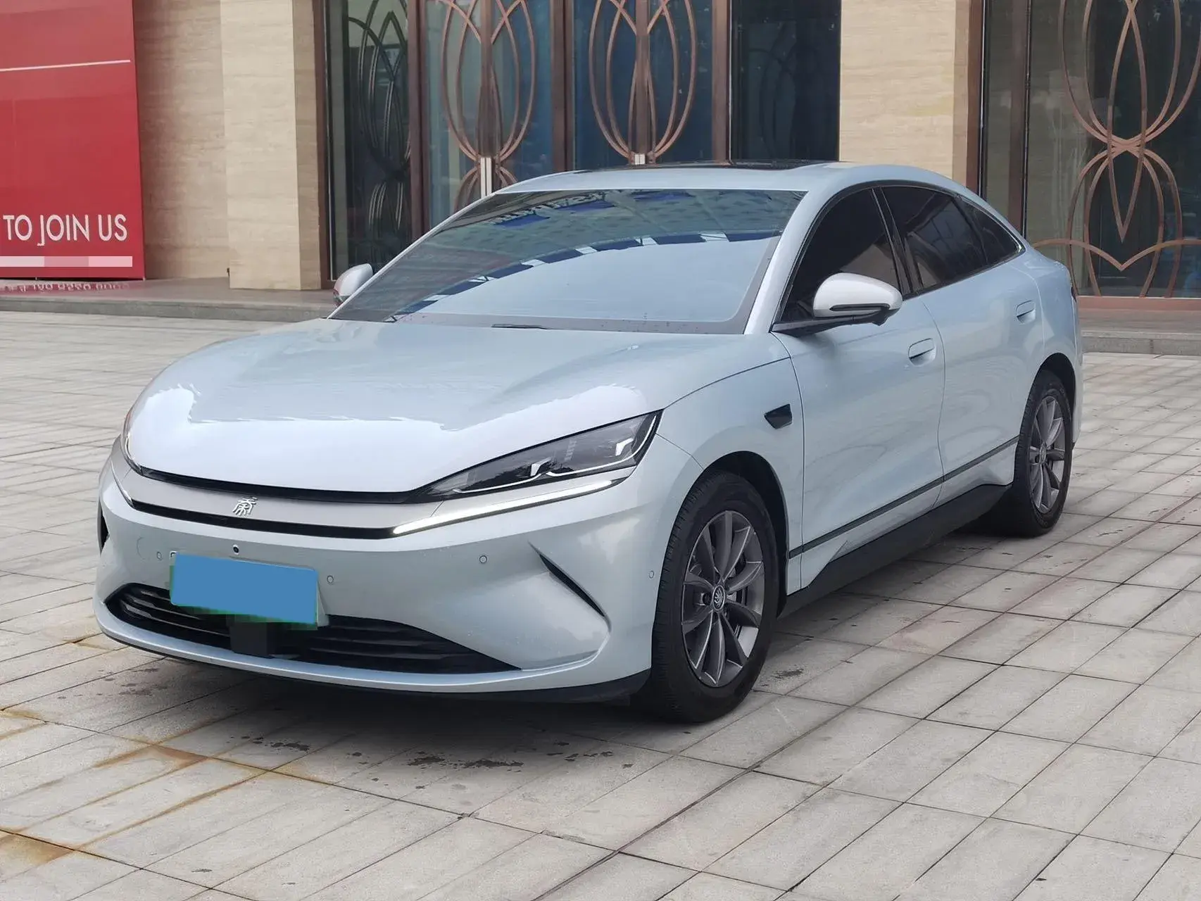 2025 BYD QINL view 1