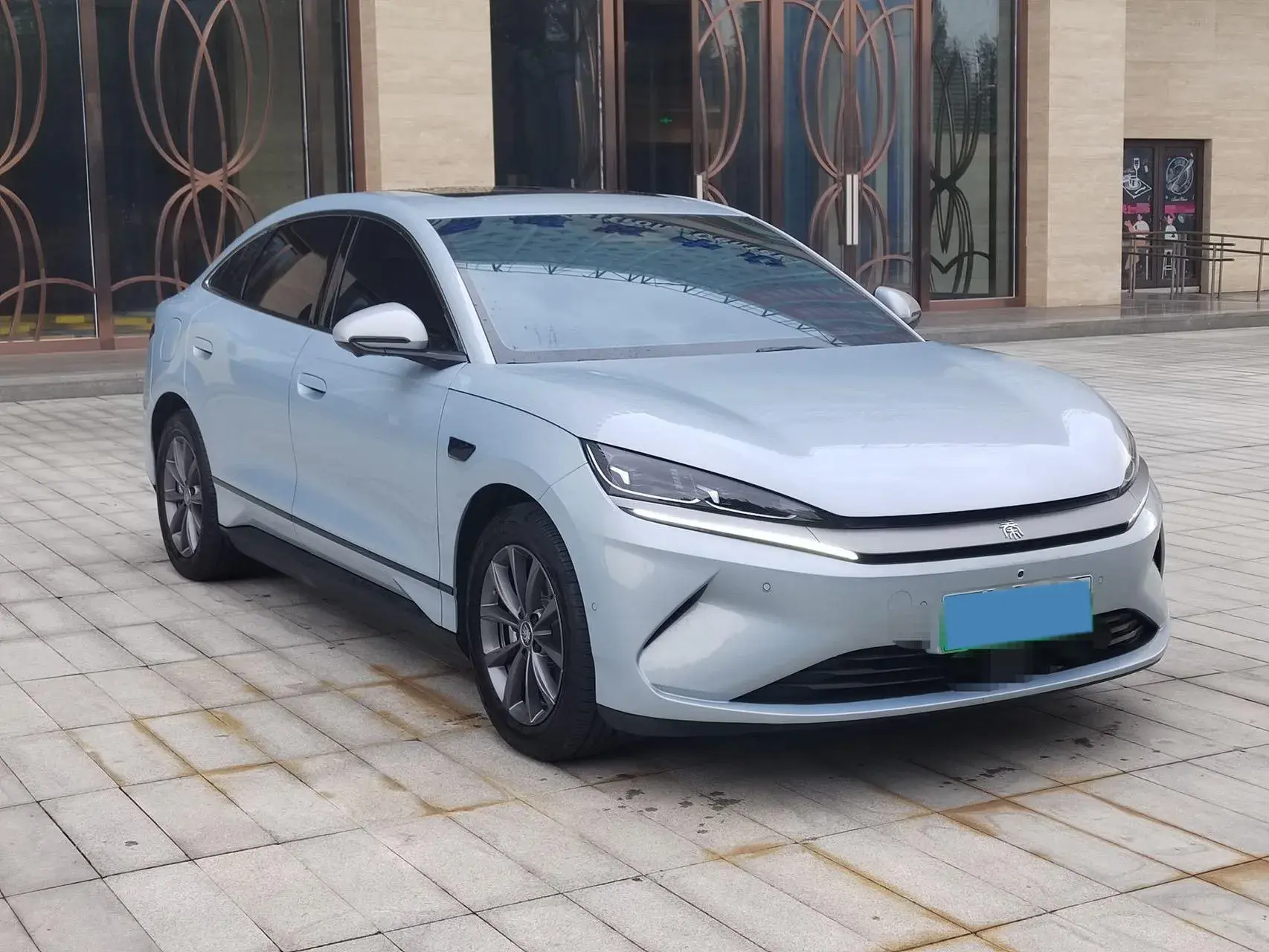 2025 BYD QINL thumbnail 3