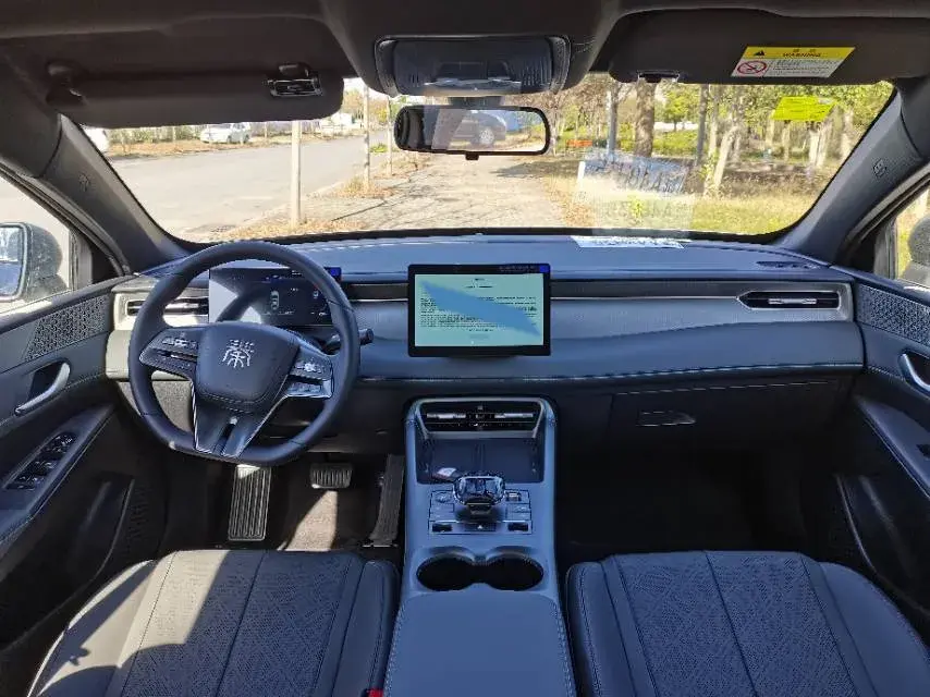 2024 BYD QIN thumbnail 4