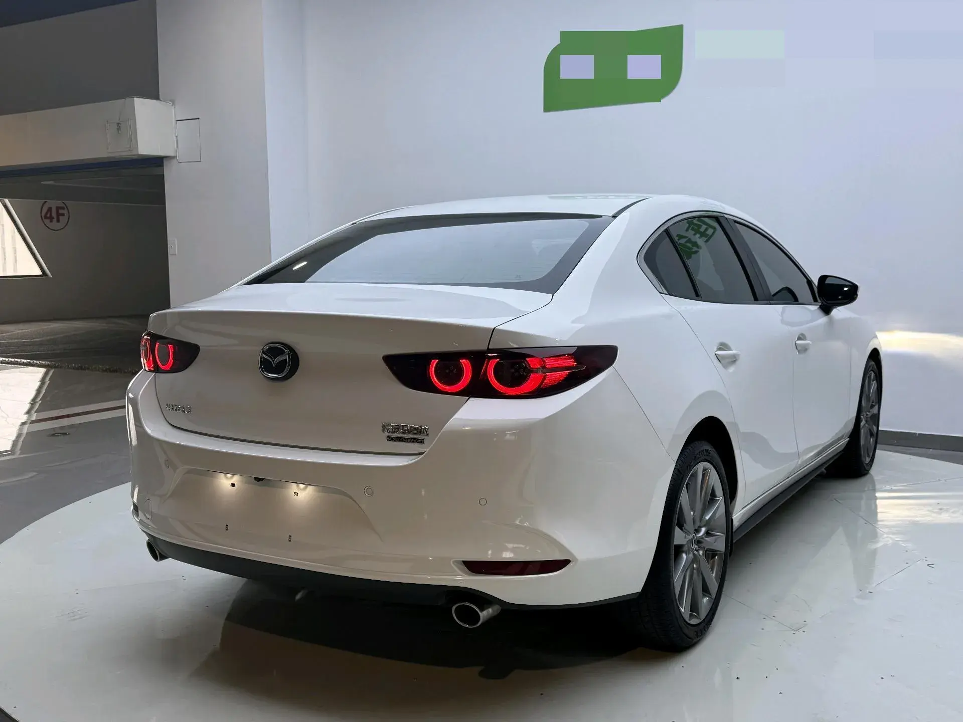 2021 MAZDA 3 thumbnail 4