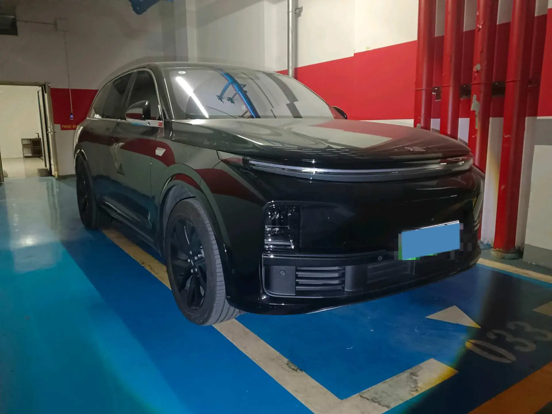 2023 LI L7 thumbnail 3