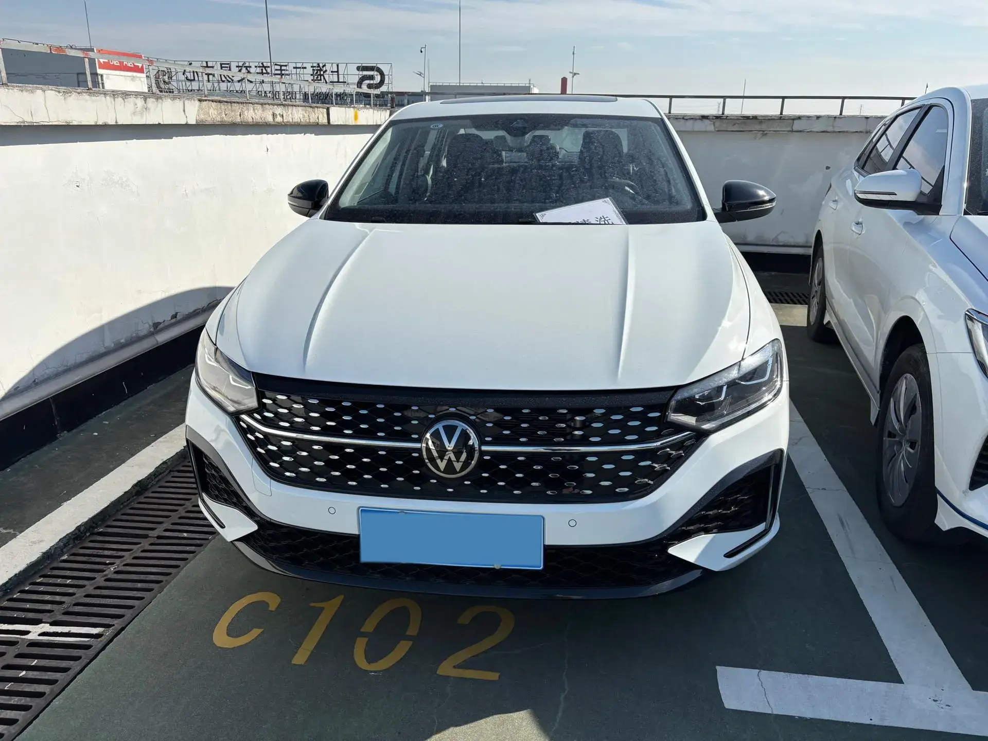 2024 VOLKSWAGEN LAVIDA thumbnail 2