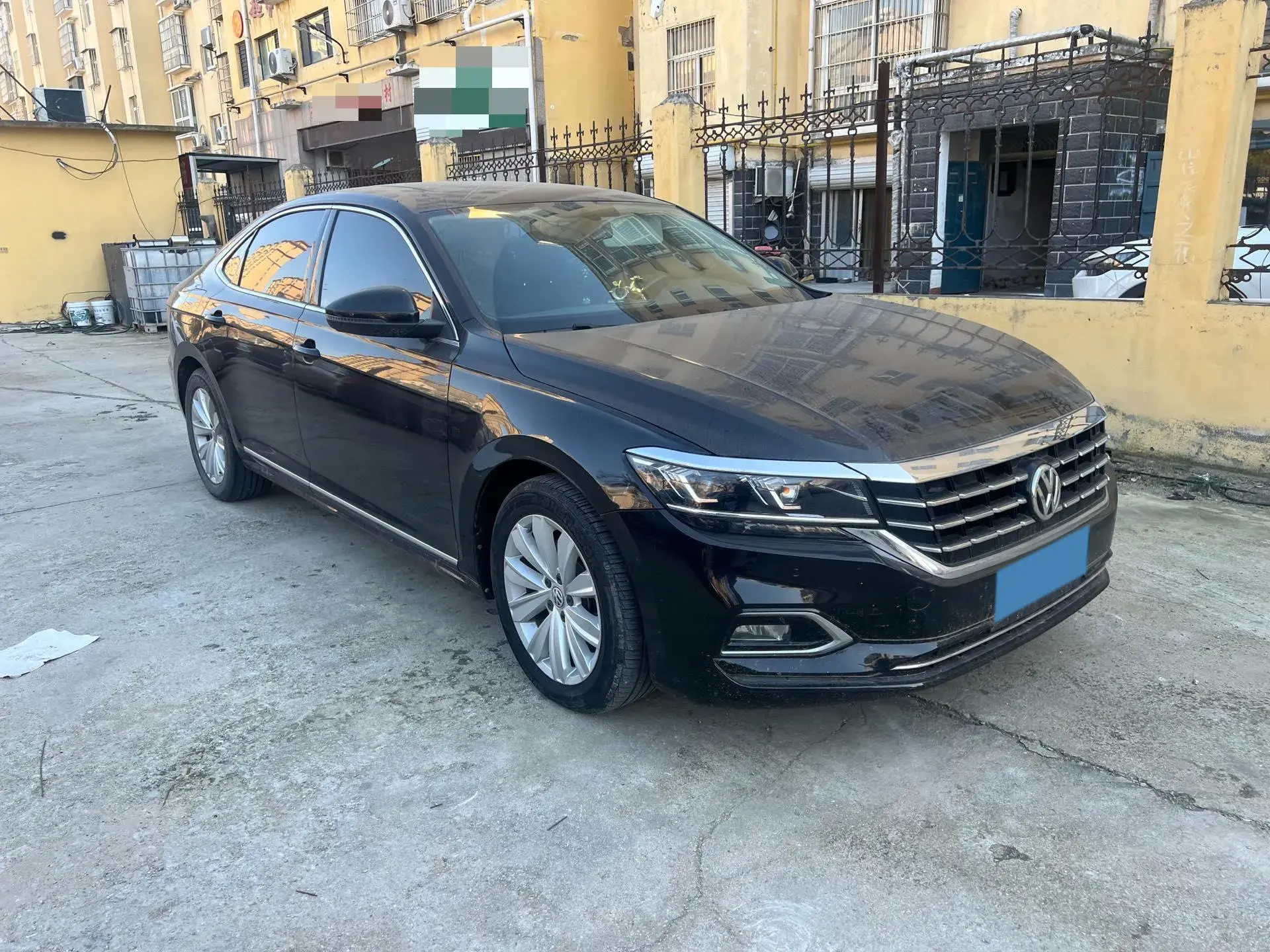 2020 VOLKSWAGEN PASSAT thumbnail 2