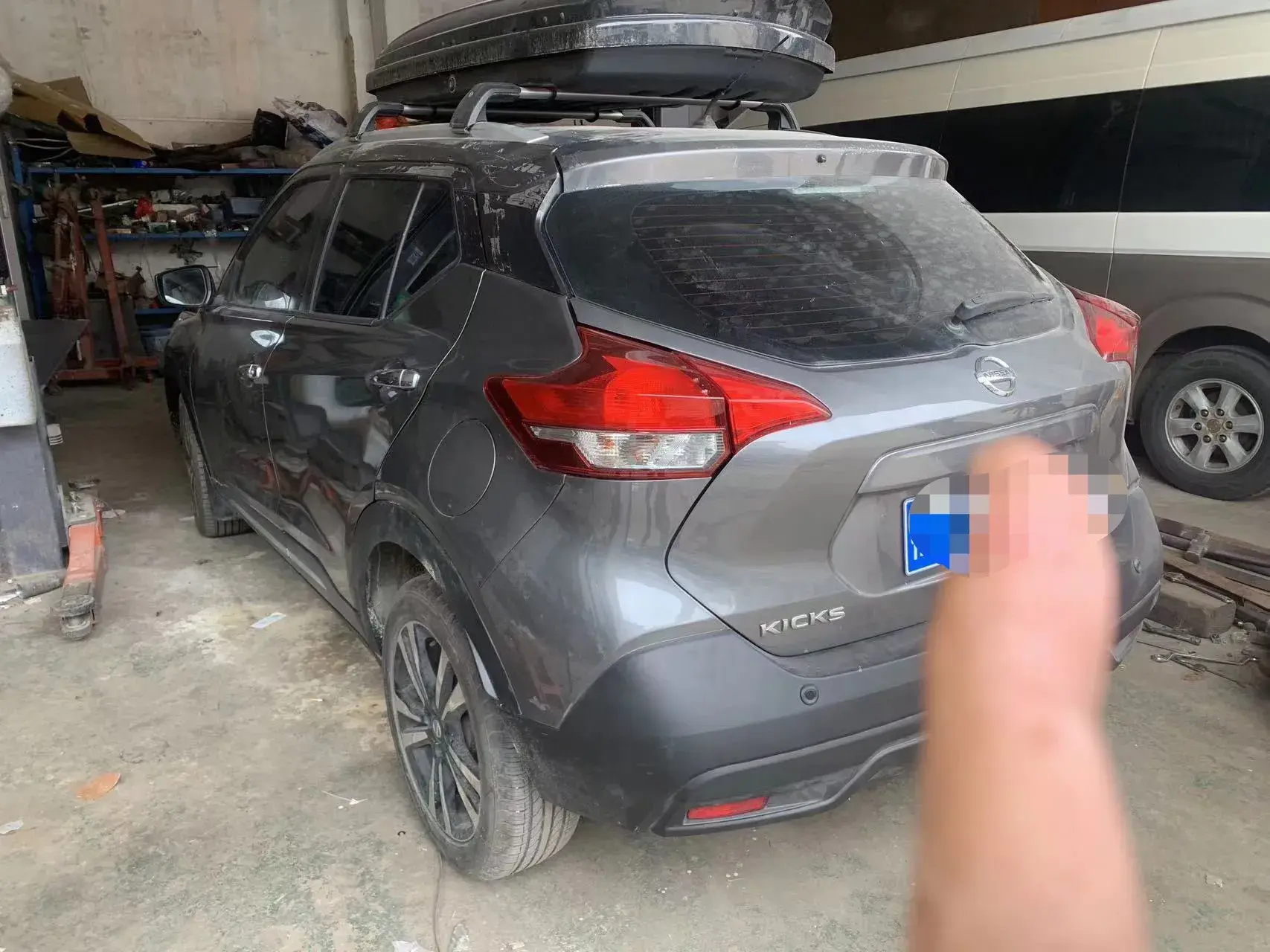 2020 NISSAN KICKS thumbnail 2