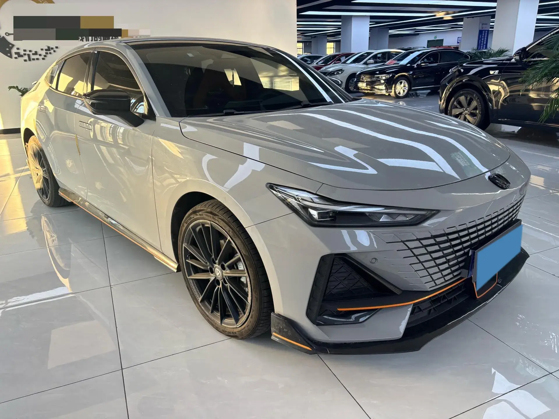 2023 CHANGAN UNI-V thumbnail 3