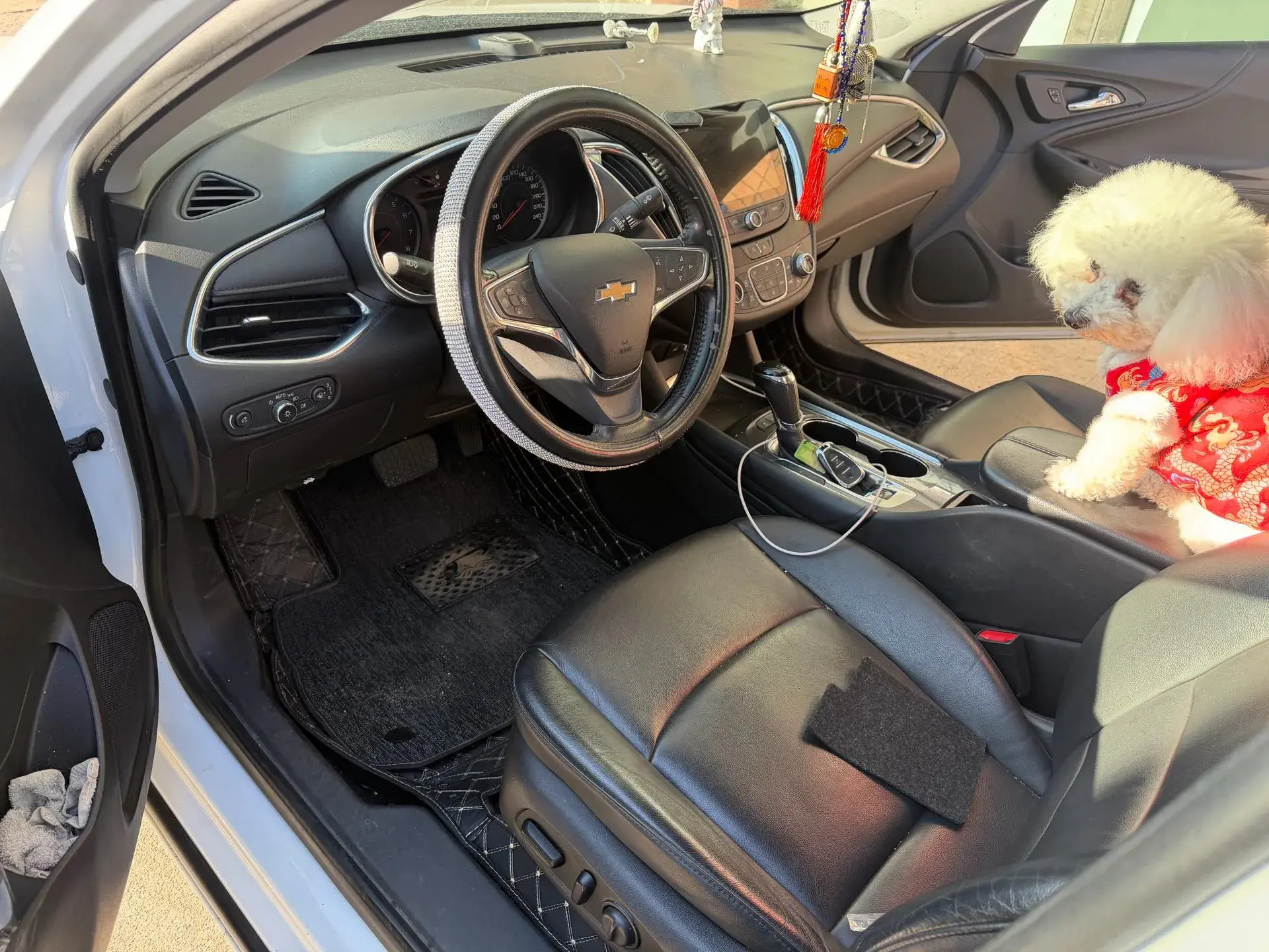 2020 CHEVROLET MALIBU thumbnail 4