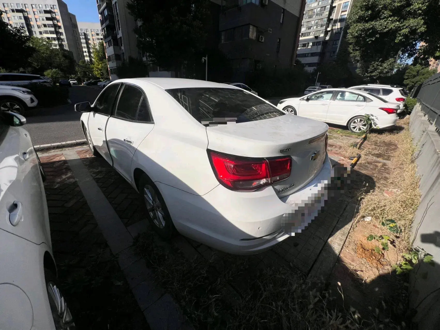 2018 CHEVROLET MALIBU thumbnail 3