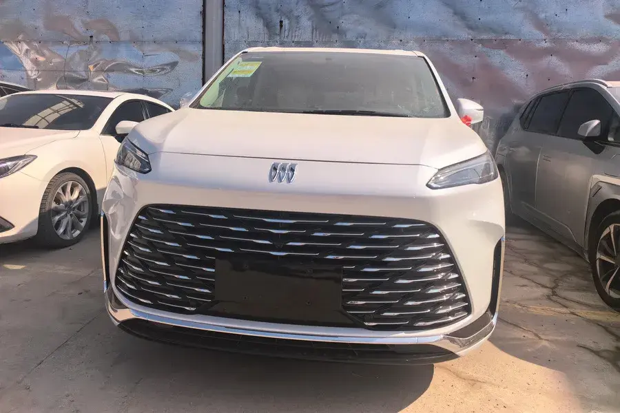 2025 BUICK GL8 thumbnail 3