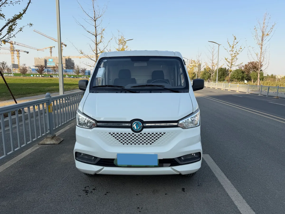 2023 DongFeng DFAC YuFeng EM26 BEV 41.47KWH,autocango,china used car exporter,china ev exporter,chinese used car exporter,chinese used ev exporter