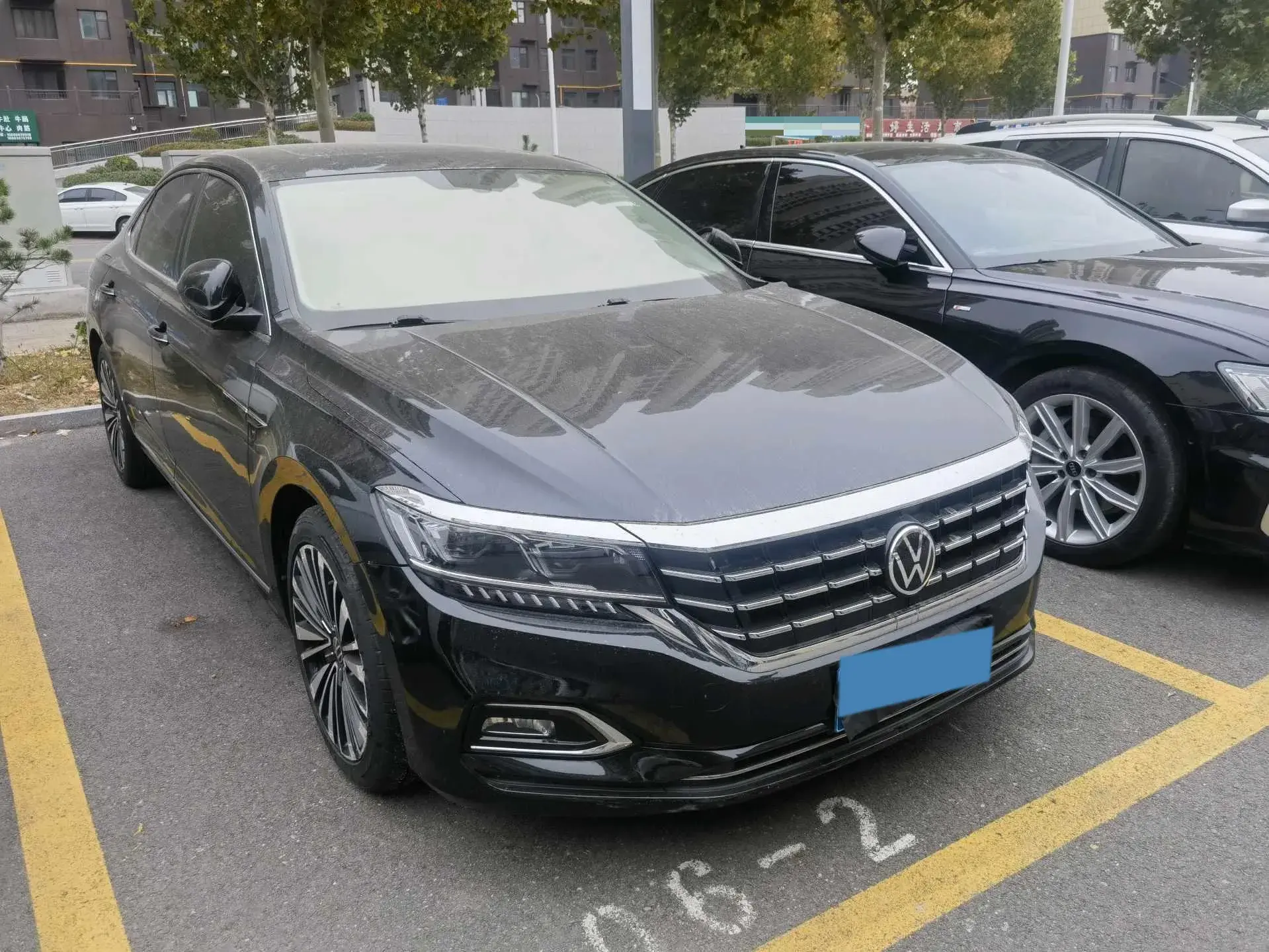 2020 VOLKSWAGEN PASSAT thumbnail 3