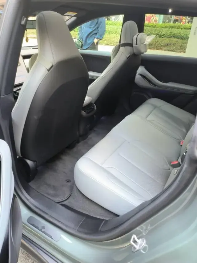 2023 NIO ET5T thumbnail 4