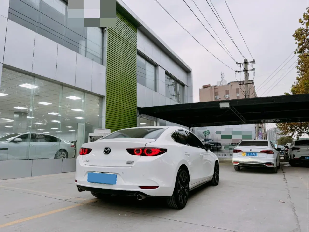 2022 MAZDA 3 thumbnail 4