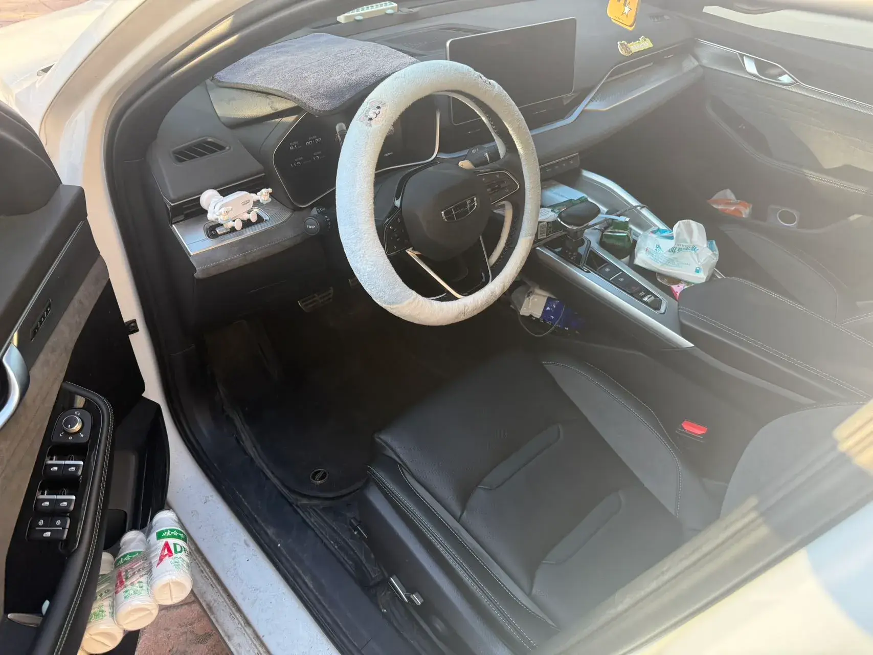 2023 GEELY PREFACE thumbnail 2