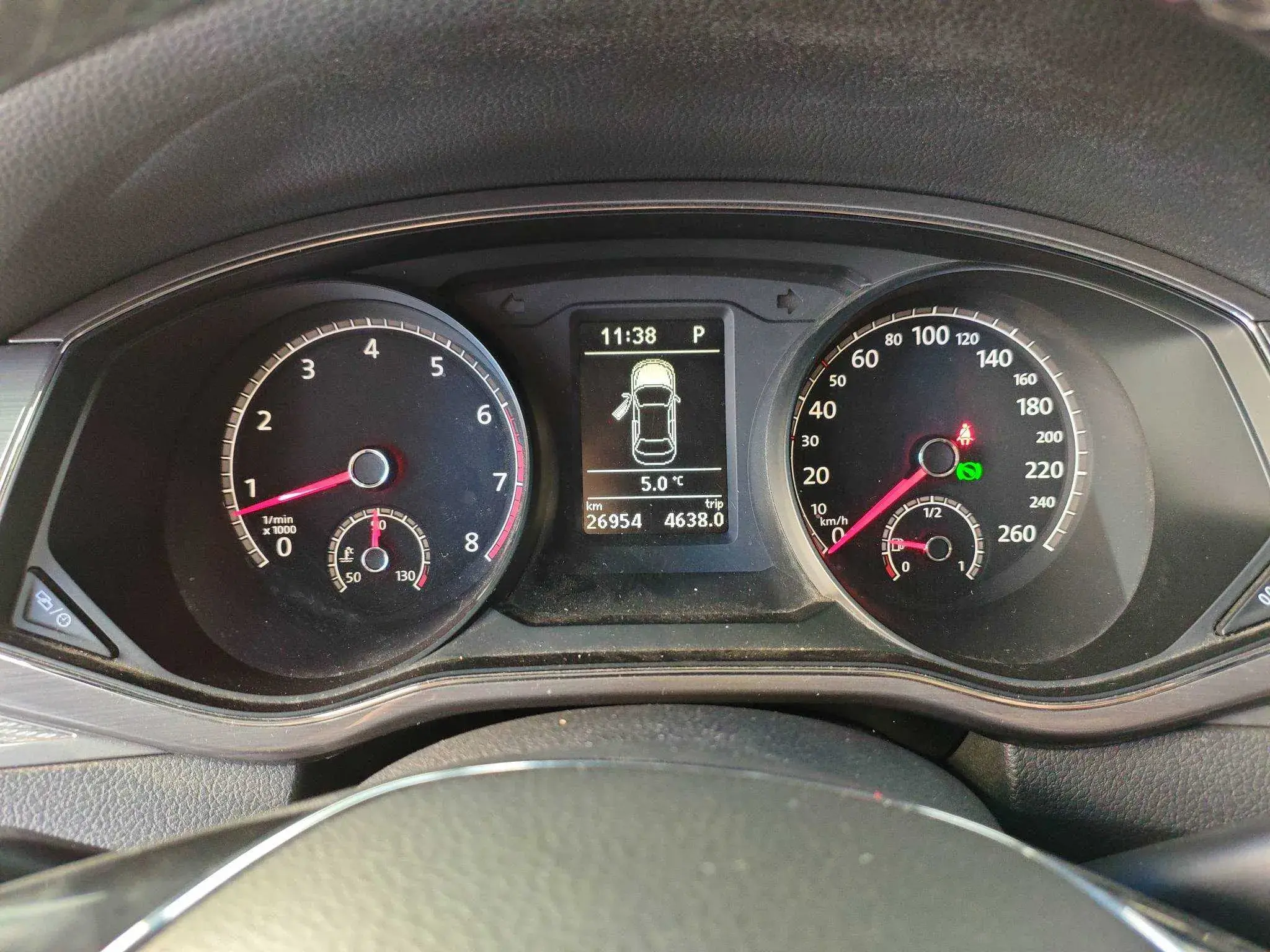 2017 VOLKSWAGEN PASSAT thumbnail 4