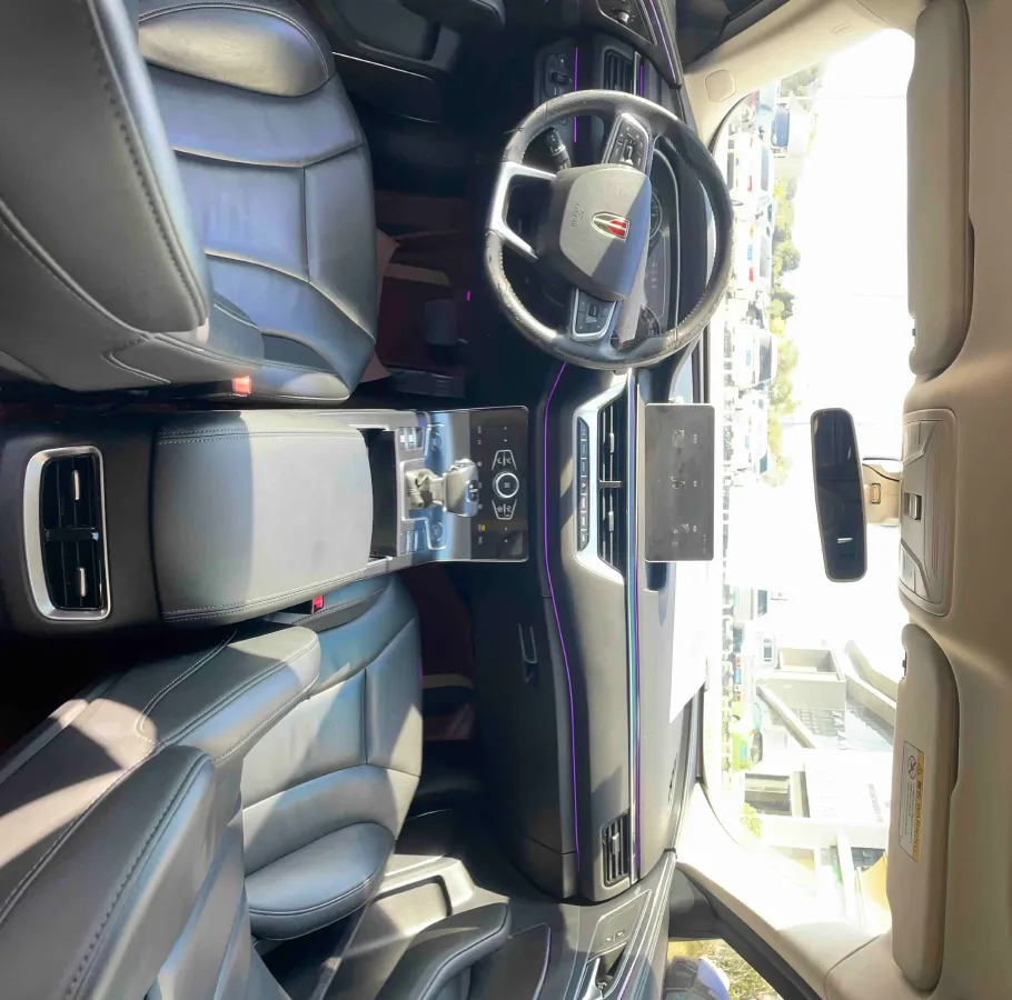 2020 HongQi H5 1.8T 197HP L4 6AT,autocango,china used car exporter,china ev exporter,chinese used car exporter,chinese used ev exporter