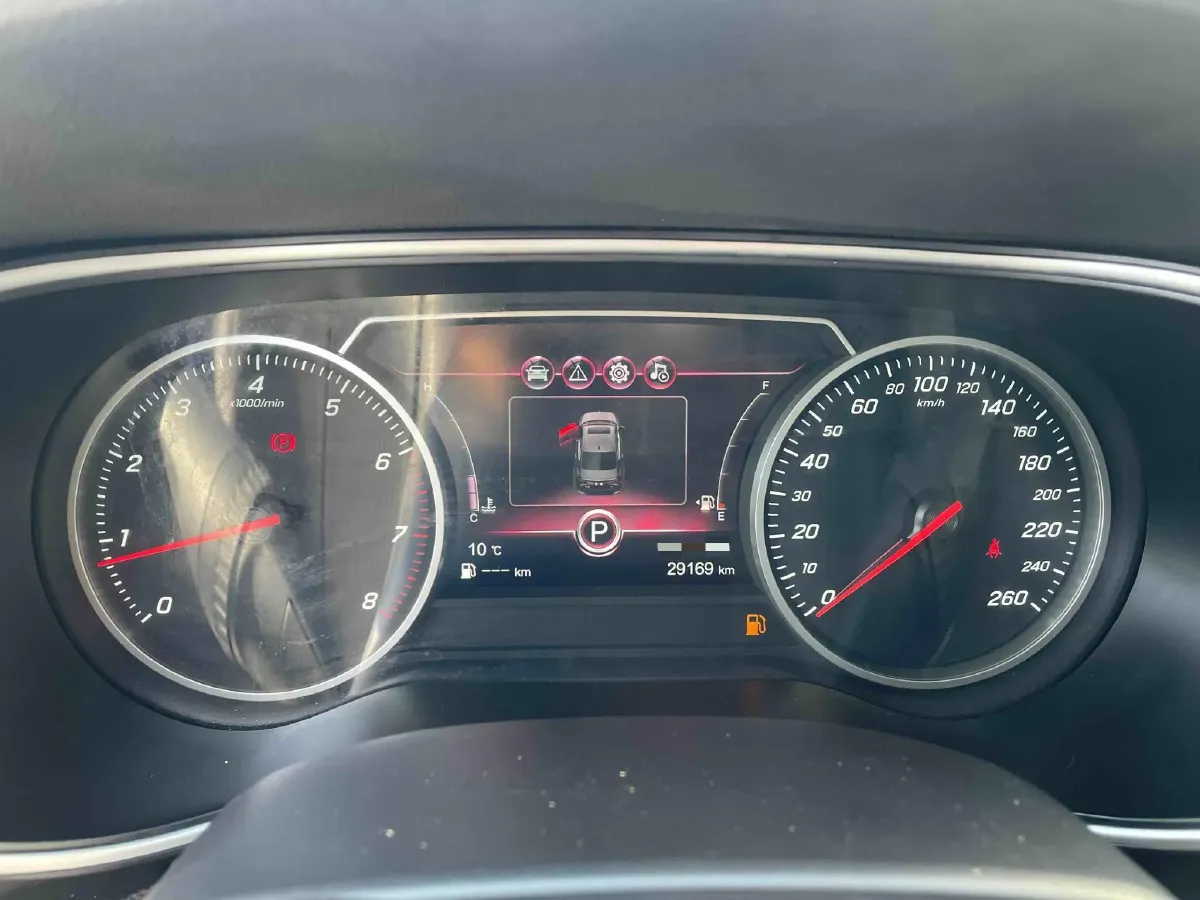 2020 HongQi H5 1.8T 197HP L4 6AT,autocango,china used car exporter,china ev exporter,chinese used car exporter,chinese used ev exporter