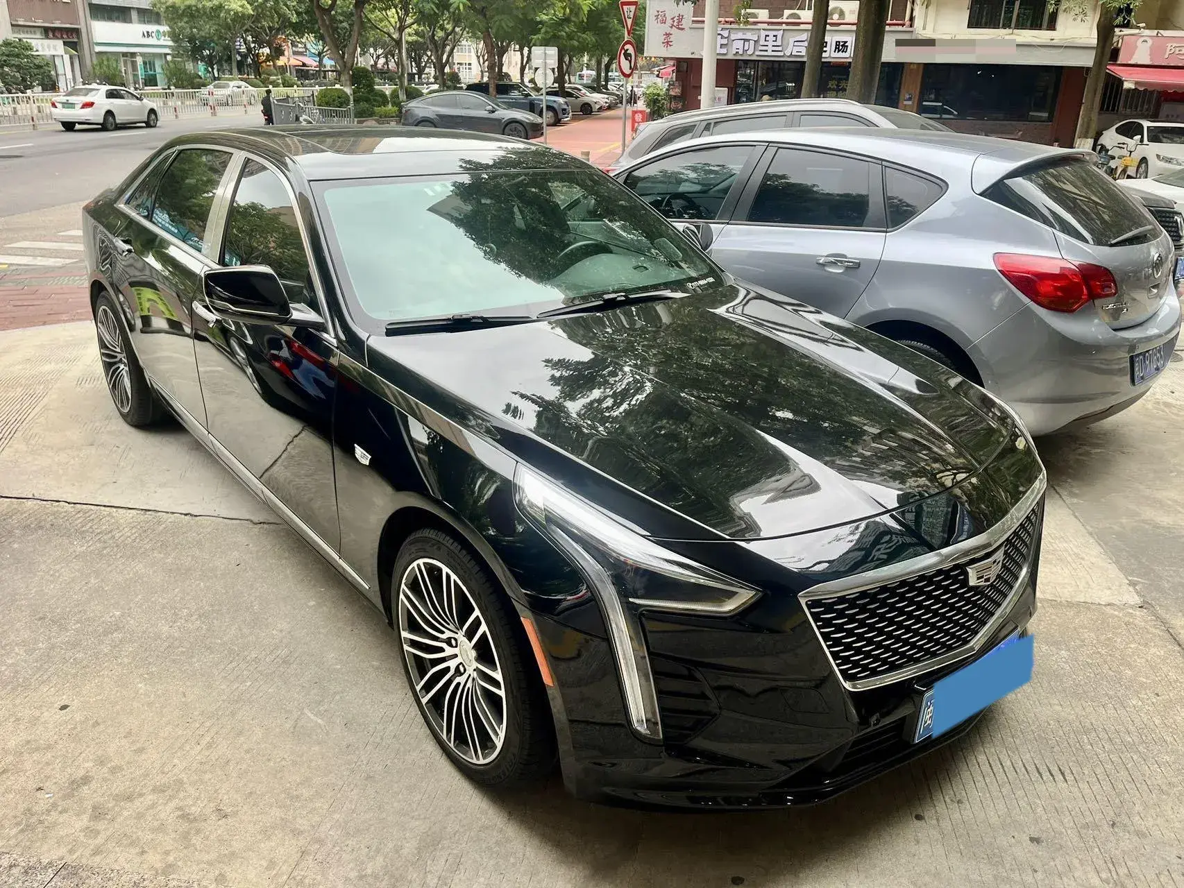 2021 CADILLAC CT6 thumbnail 4