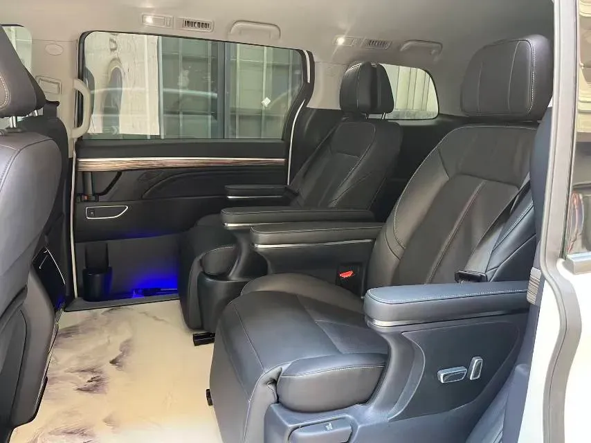 2023 GAC Trumpchi M8 2.0T 252HP L4 8AT,autocango,china used car exporter,china ev exporter,chinese used car exporter,chinese used ev exporter