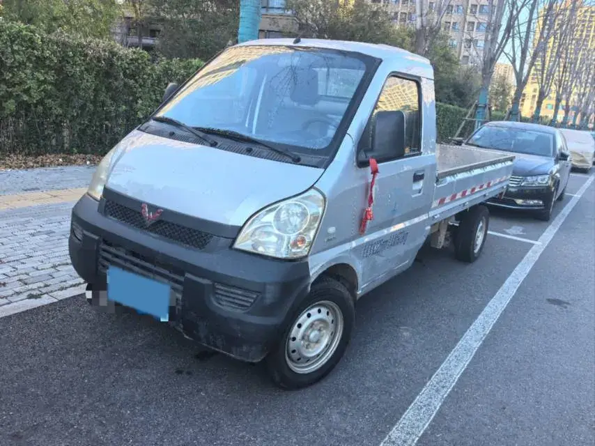 2015 WuLing RongGuang V 1.5L 112HP L4 5MT