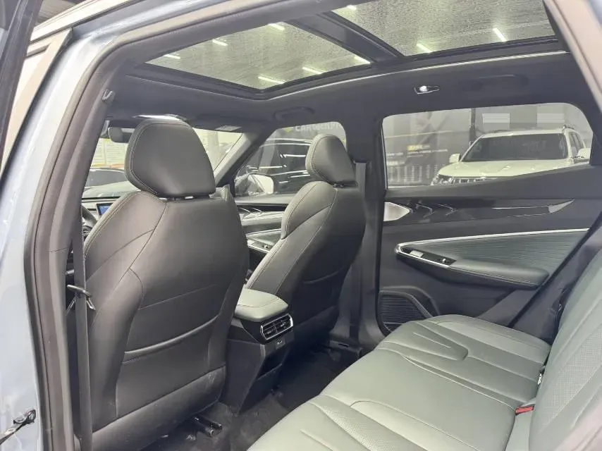 2024 Geely Azkarra 1.5T 181HP L4 7DCT,autocango,china used car exporter,china ev exporter,chinese used car exporter,chinese used ev exporter