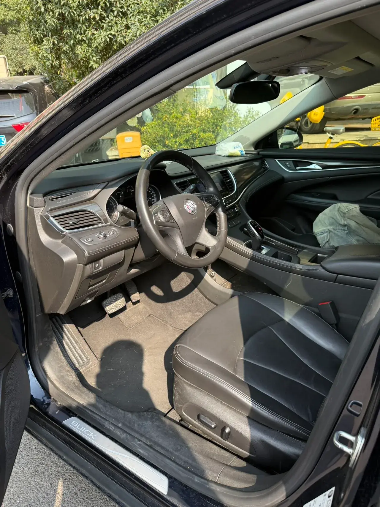 2021 BUICK LARCOSSE thumbnail 3