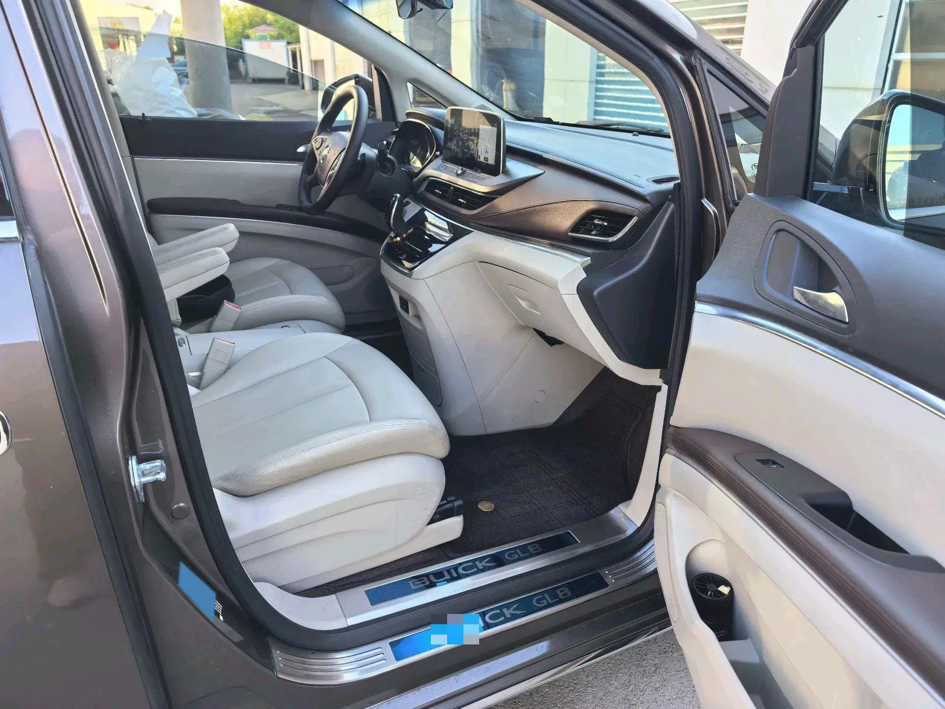 2023 BUICK GL8 thumbnail 4